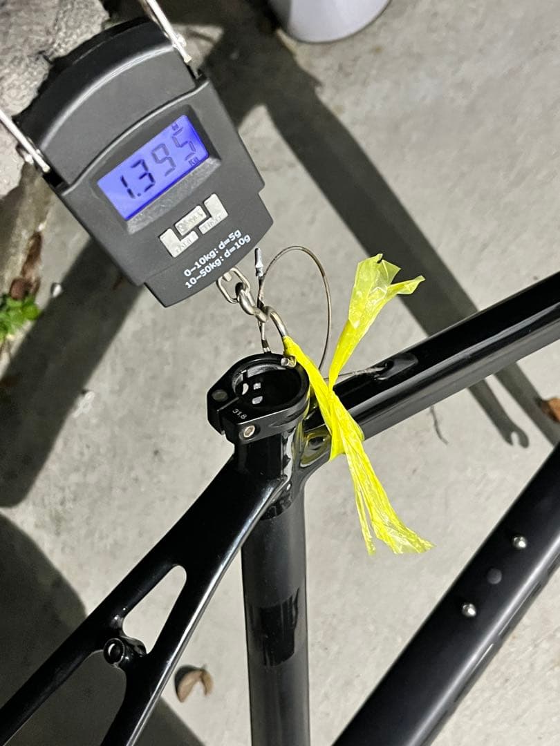 すごいごいすー　美品軽量カーボンフレーム+レーシングゼロ