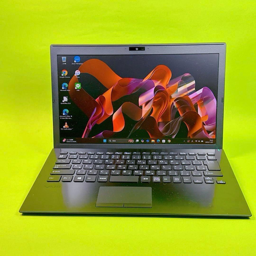 爆速SSD⭐️10世代corei5⭐️windows11ノートパソコン 薄型軽量