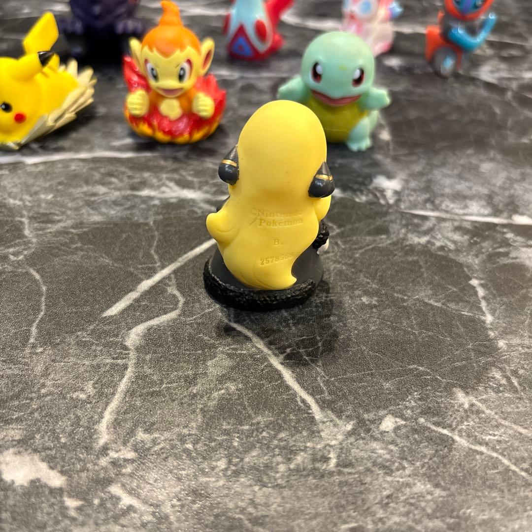 ポケモンキッズ　指人形 まとめ売り　シロナ　ゼニガメ　ラティアス　ニンフィア