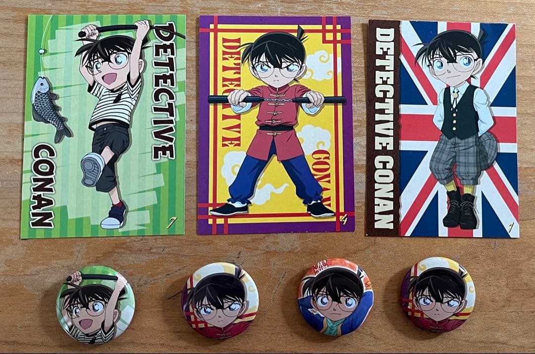 名探偵コナン　缶バッジ　カード　コナンがいっぱい　人気柄　年代物　激レア