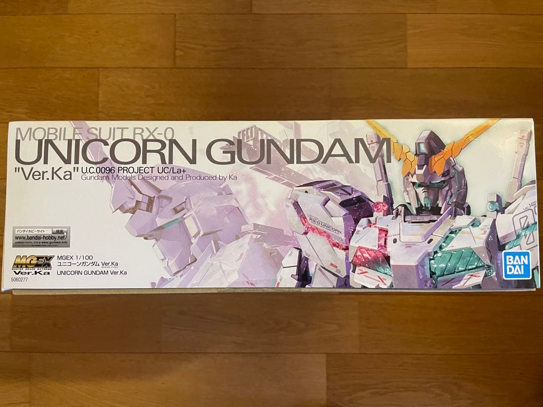 【新品未開封】バンダイ MGEX 1/100 ユニコーンガンダム