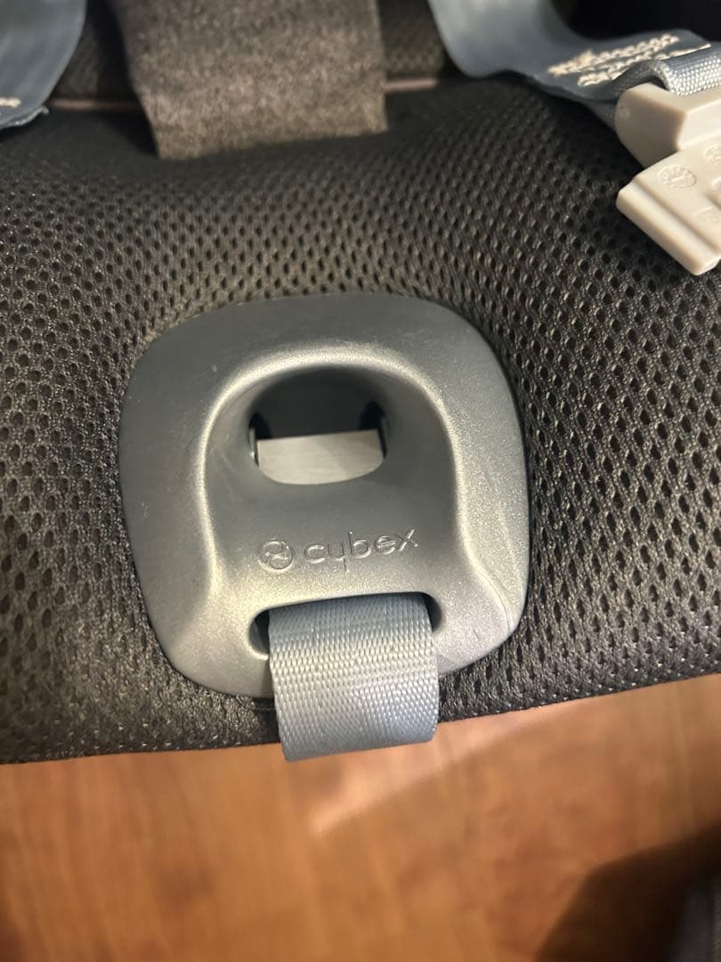 サイベックス　チャイルドシート　クラウドT i-size ベースT