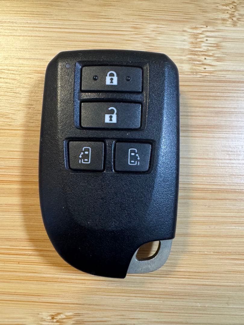 TOYOTA トヨタ 200系ハイエース 両側パワースライド スマートキー