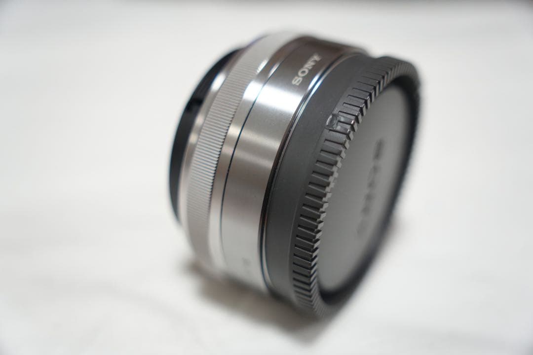 SONY 単焦点レンズSEL16F28
