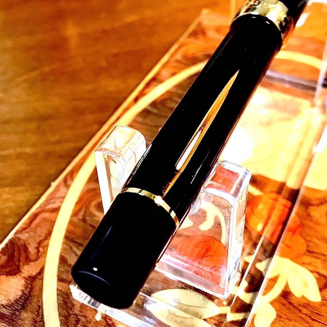 ☆ほぼ新品☆美しいパーカー万年筆デュオフォールドブラックセンテニアルGT(Ｆ)