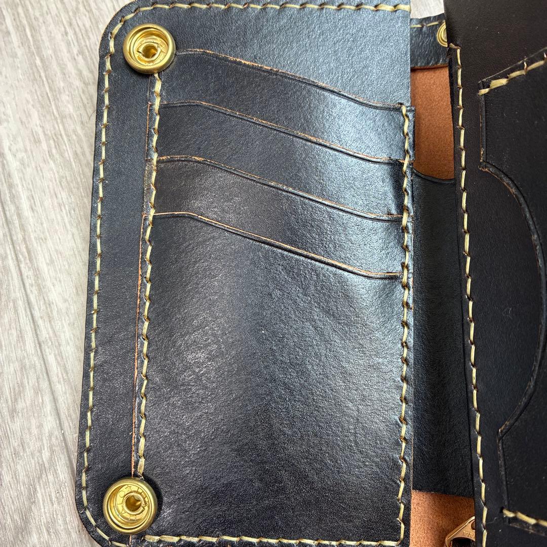 【茶芯ブラック】ミドルトラッカーウォレット　真鍮　お札を折らずに収納