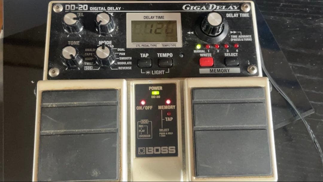 BOSS DD-20 デジタルディレイ ギガディレイ. 本体のみ
