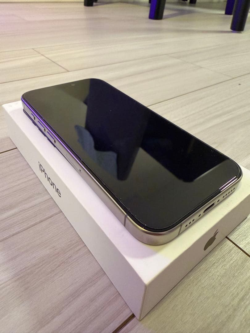 iPhone 15pro 256GB ナチュラルチタニウム　SIMフリー