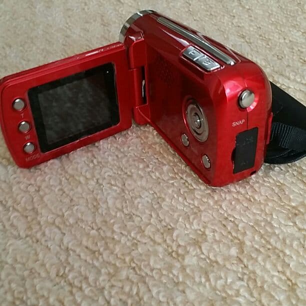 タバコサイズ！小型デジタルビデオカメラ♪