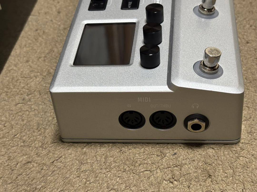 HX Stomp(限定色シルバー) + Mission EP1-L6 セット