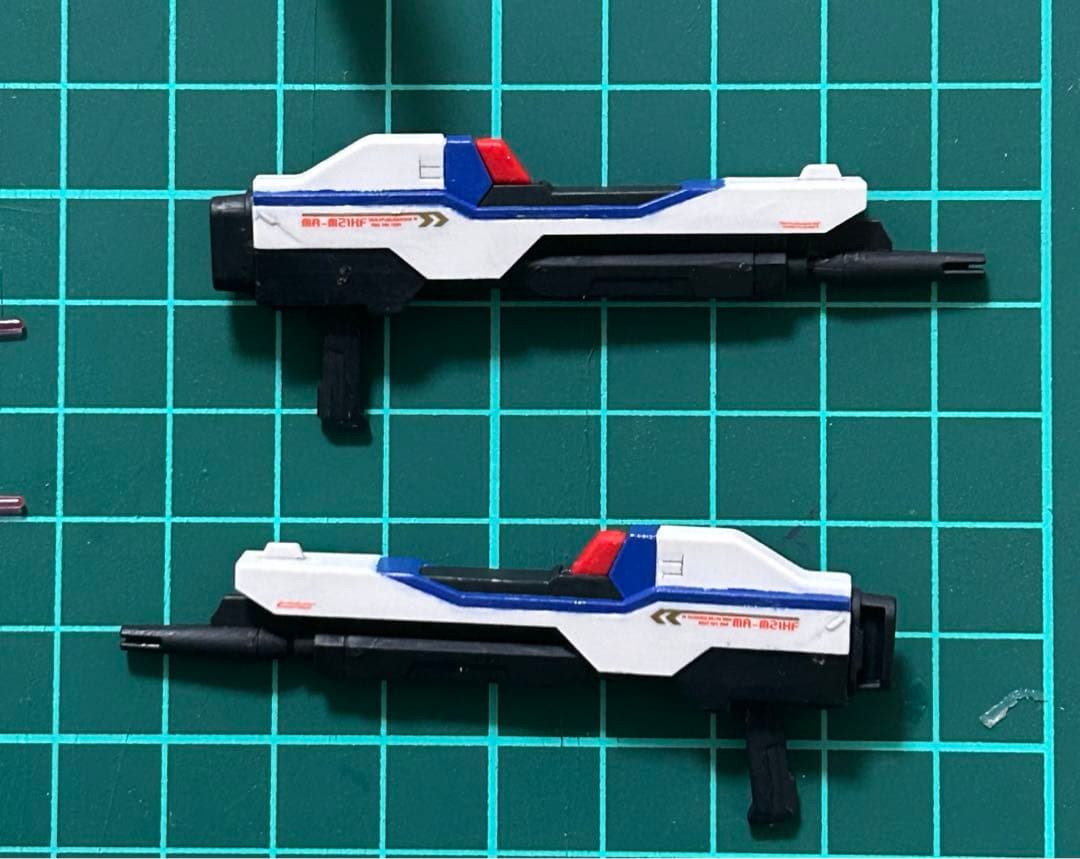 マイティーストライクフリーダムガンダム　塗装完成品　部分塗装　HG