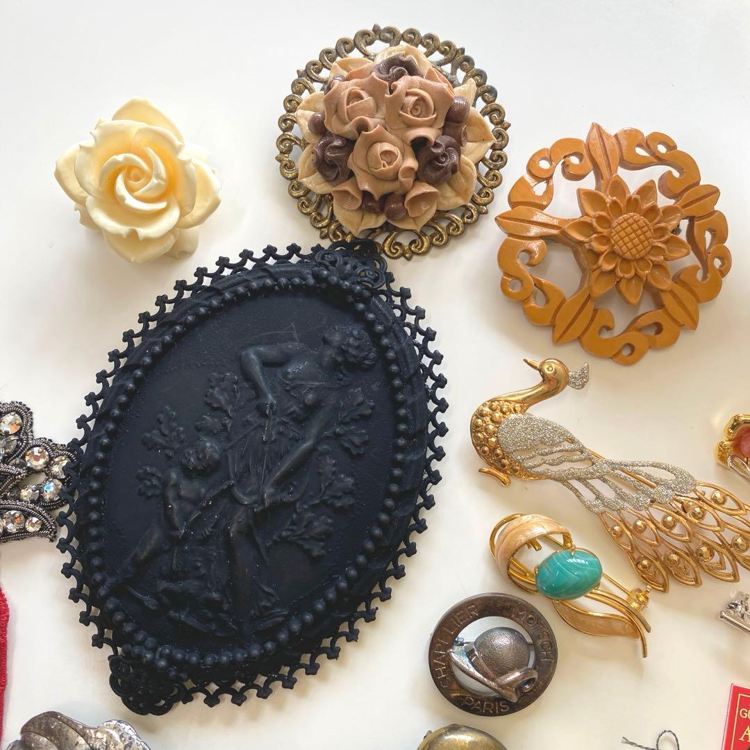 アクセサリー ブローチ まとめ売り 36点 ポーチ おまけ付き