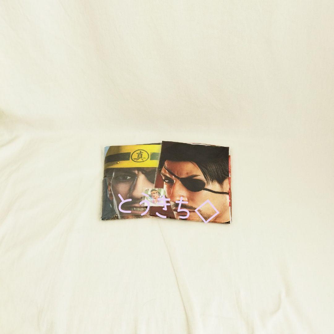 真島吾朗　枕カバーセット①　缶バッジ