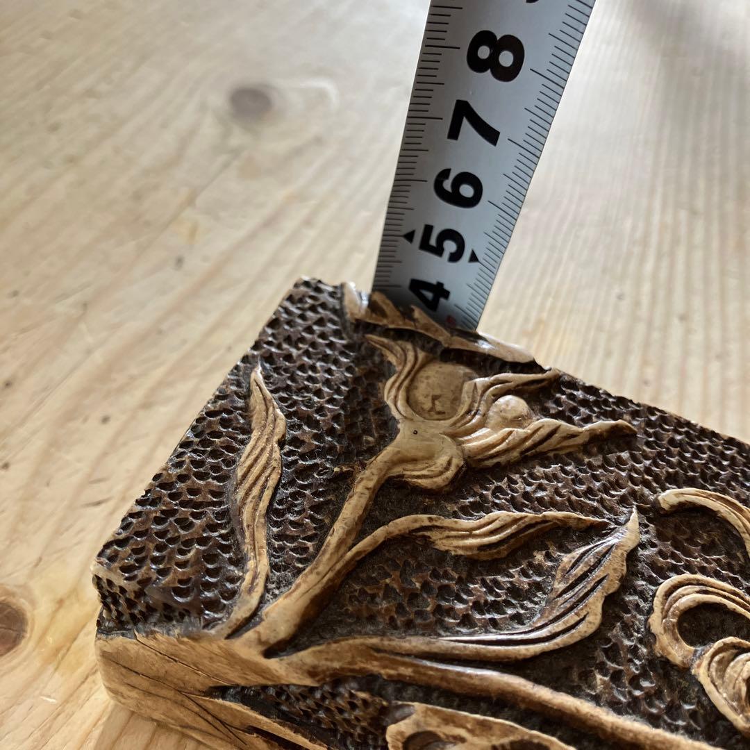 アンティーク手彫り　石の箱　宝石箱