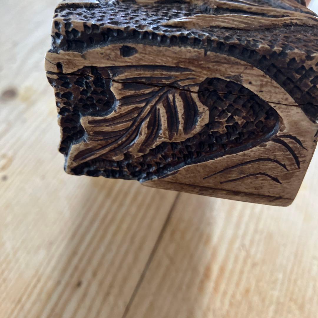 アンティーク手彫り　石の箱　宝石箱