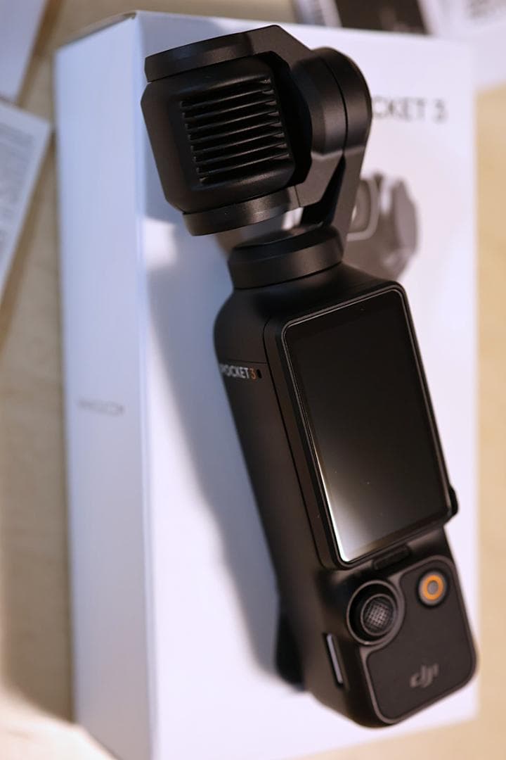 【約１時間だけ使用・ほぼ新品】DJI OSMO Pocket3