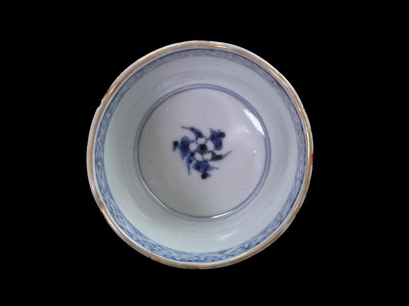 古伊万里　色絵　草花紋　桜に金唐草の図　蕎麦猪口　D242AS-CYh