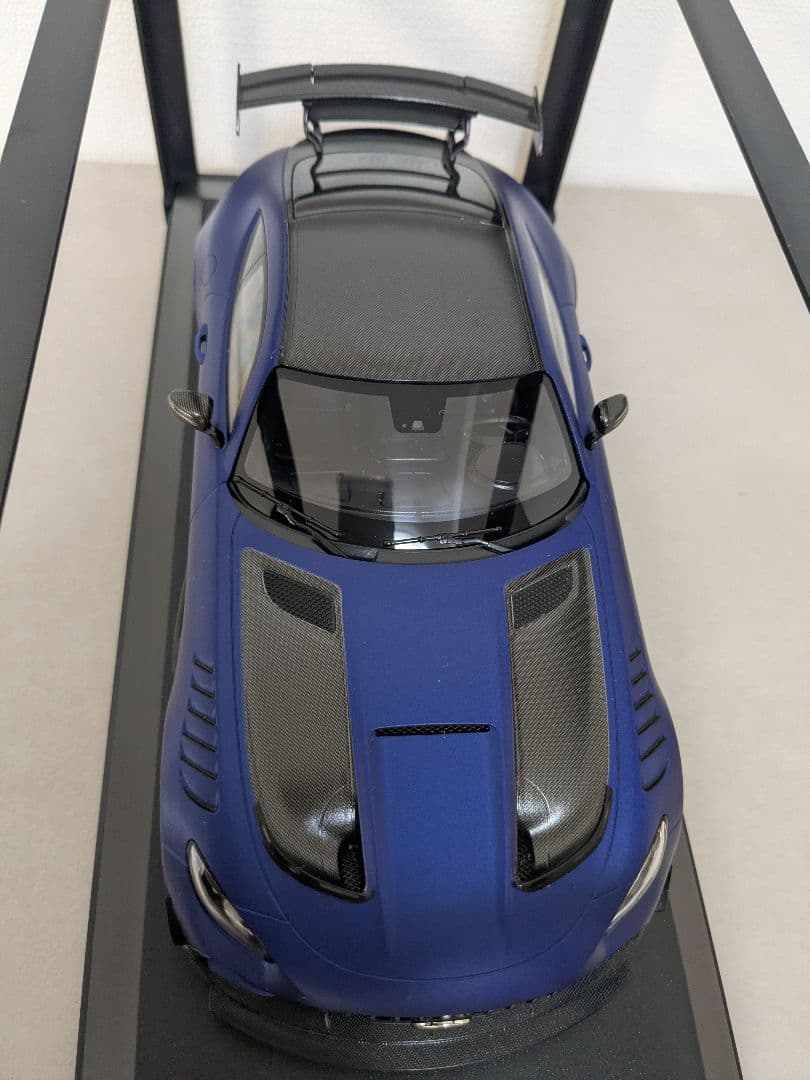 ミニチャンプス　メルセデス　AMG　ミニカー　1/18　オートアート　京商　車