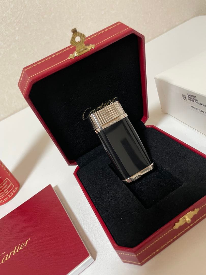 カルティエ　ガスライター　未使用に近い　本物