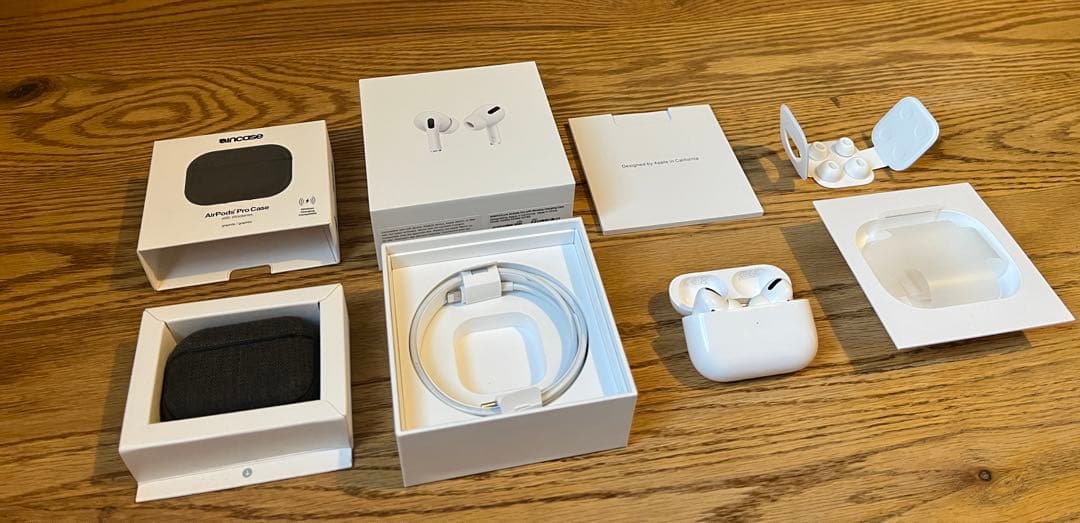 ☆極美品！おまけ付き☆Apple AirPods Pro 本体 充電ケース付き