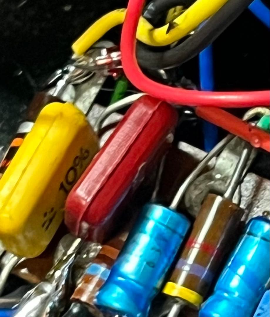 DeliciousTaylormade BeeAroundLil’BEEtle