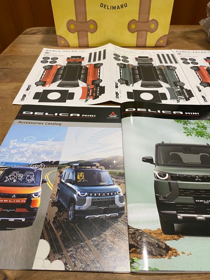 三菱　デリカミニ　ノベルティ&カタログ　セット♪