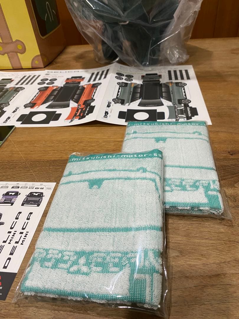 三菱　デリカミニ　ノベルティ&カタログ　セット♪