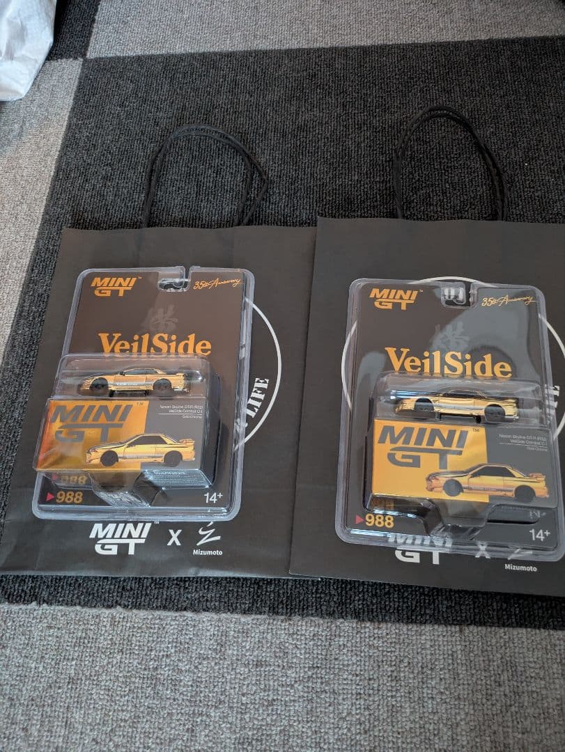 Mini GT VeilSide Model 限定モデル 2台