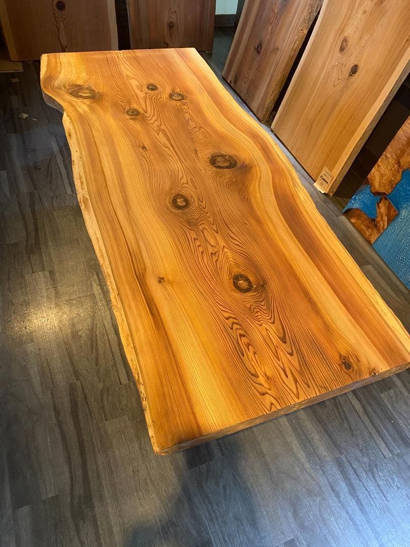 日光杉　一枚板　ダイニングテーブル