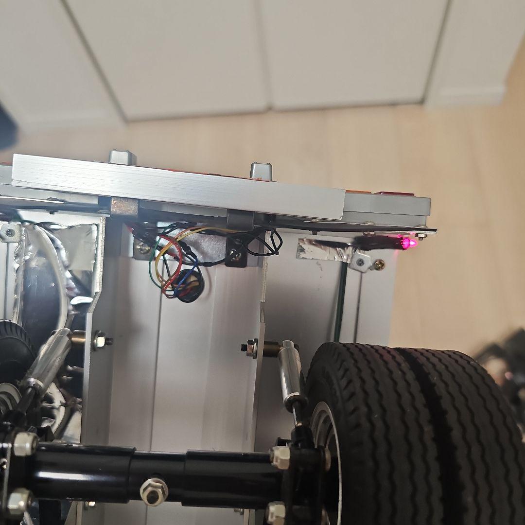 Volvo FH12 トレーラー LEDライト付き