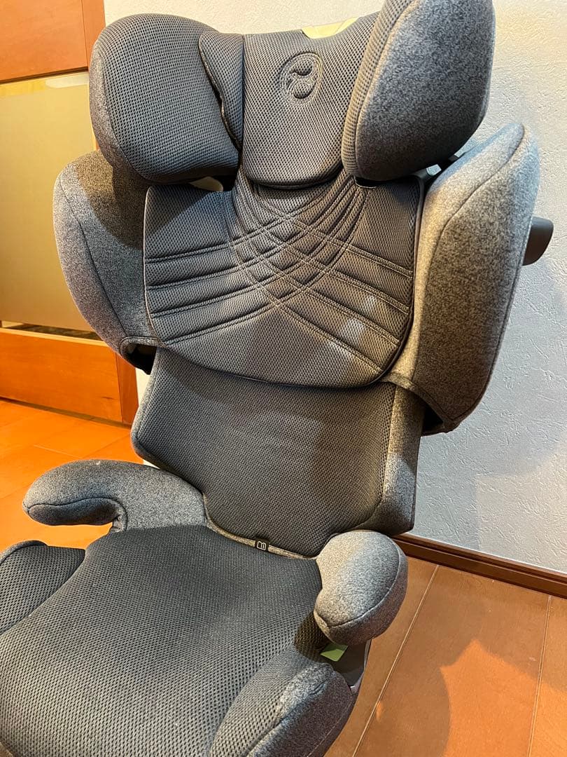 【新品時38,500円】CYBEX チャイルドシート ソリューション T グレー