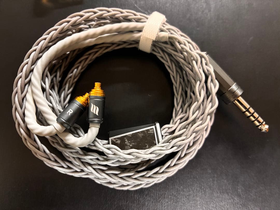 Astell&Kern A&norma SR35 +ケーブル2種