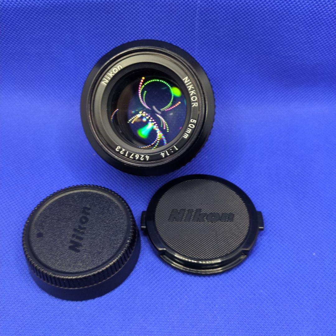 ニコンF5ボディ本体、レンズ3種