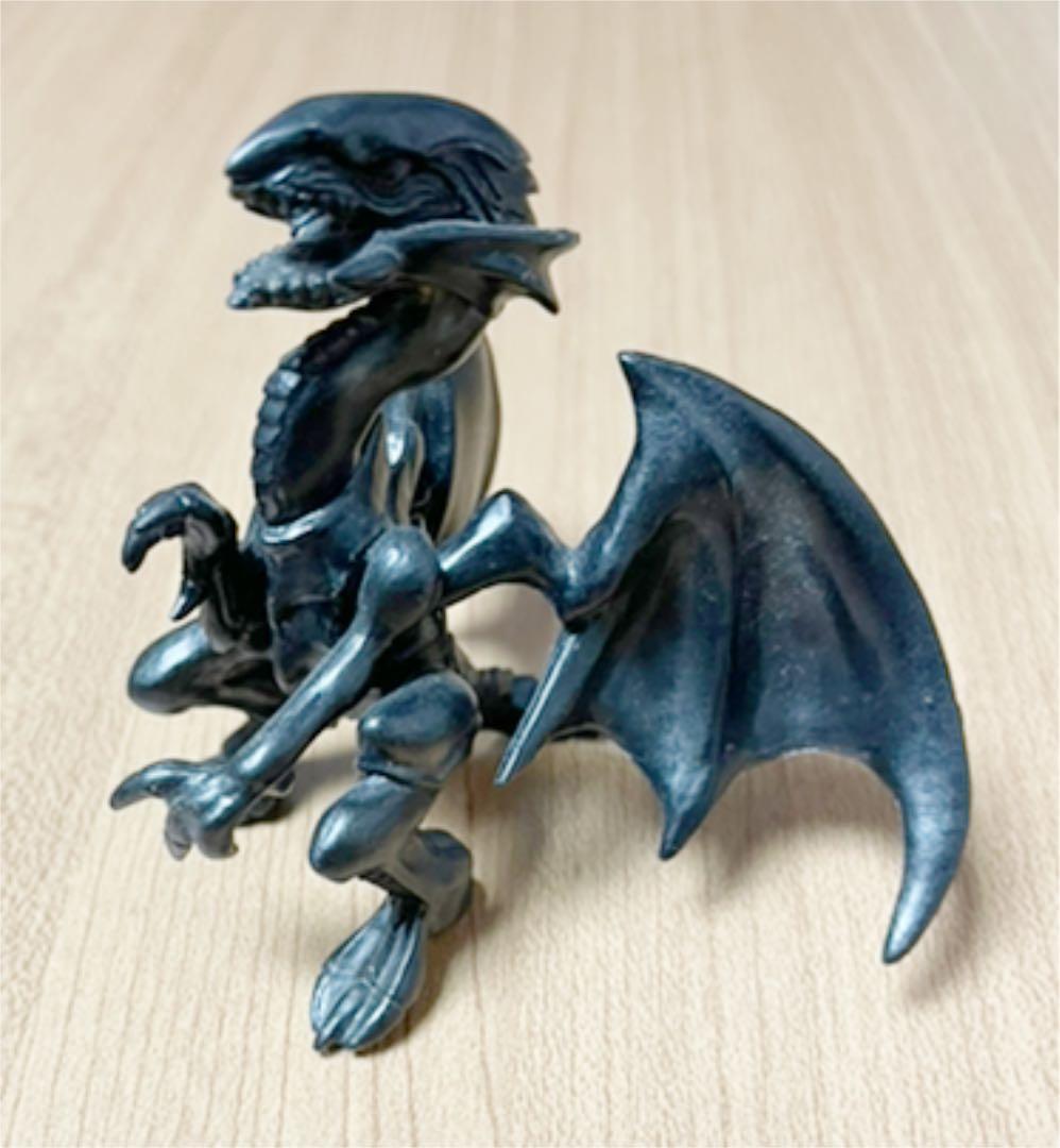 稀少品・抽選商品ブルーアイズホワイトドラゴン・ブロンズ彩色ver