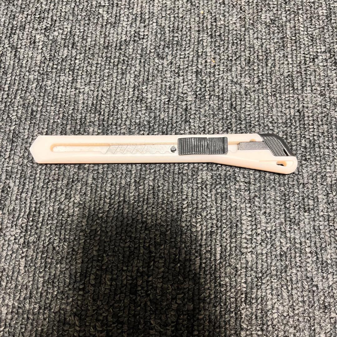 ピンク ペーパーナイフ スリムデザイン