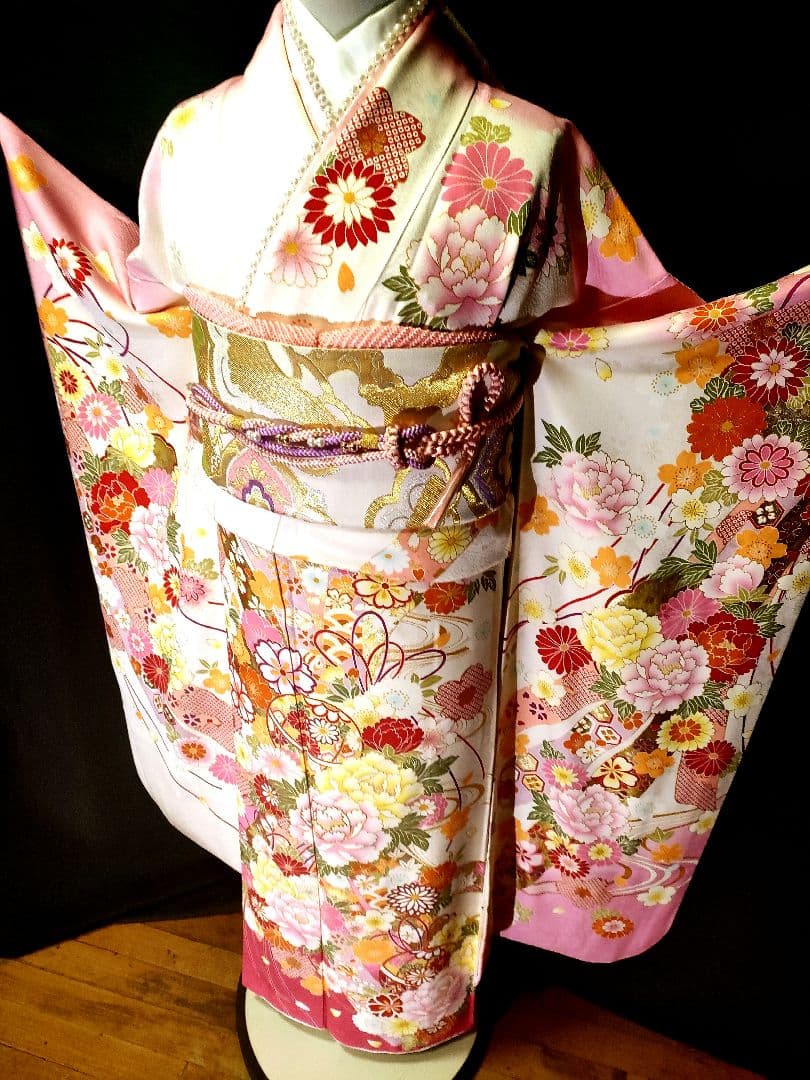【新春大特価】クリーム×ピンク　可愛い　現代古典　振袖　その他セット