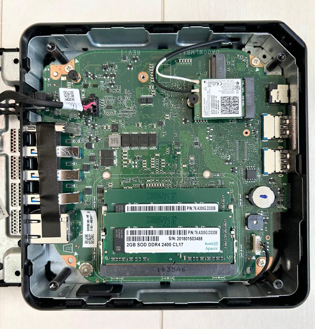 ASUS Chromebox 3 i7-8550U 第8世代 DDR4 4GB