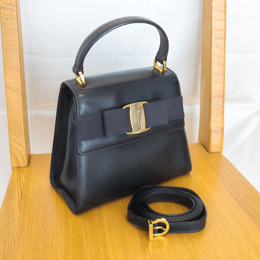 【美品】 Ferragamo ヴァラリボン ハンドバッグ 2Way パーティー