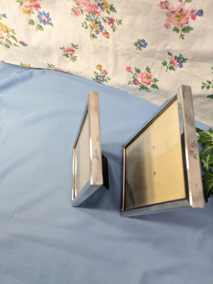 イギリス アンティーク クロームメッキ フォトフレーム ２個セット