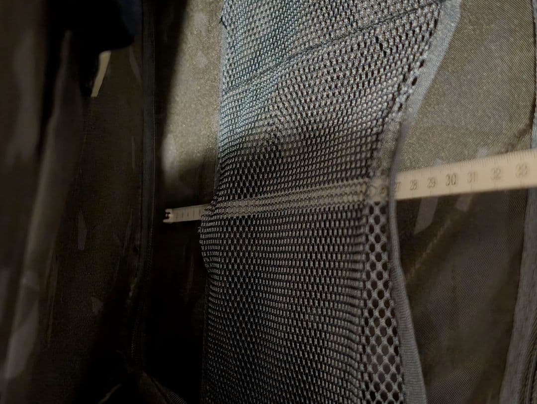 美品 イノベーター スーツケース INV155/55L STEEL GRAY