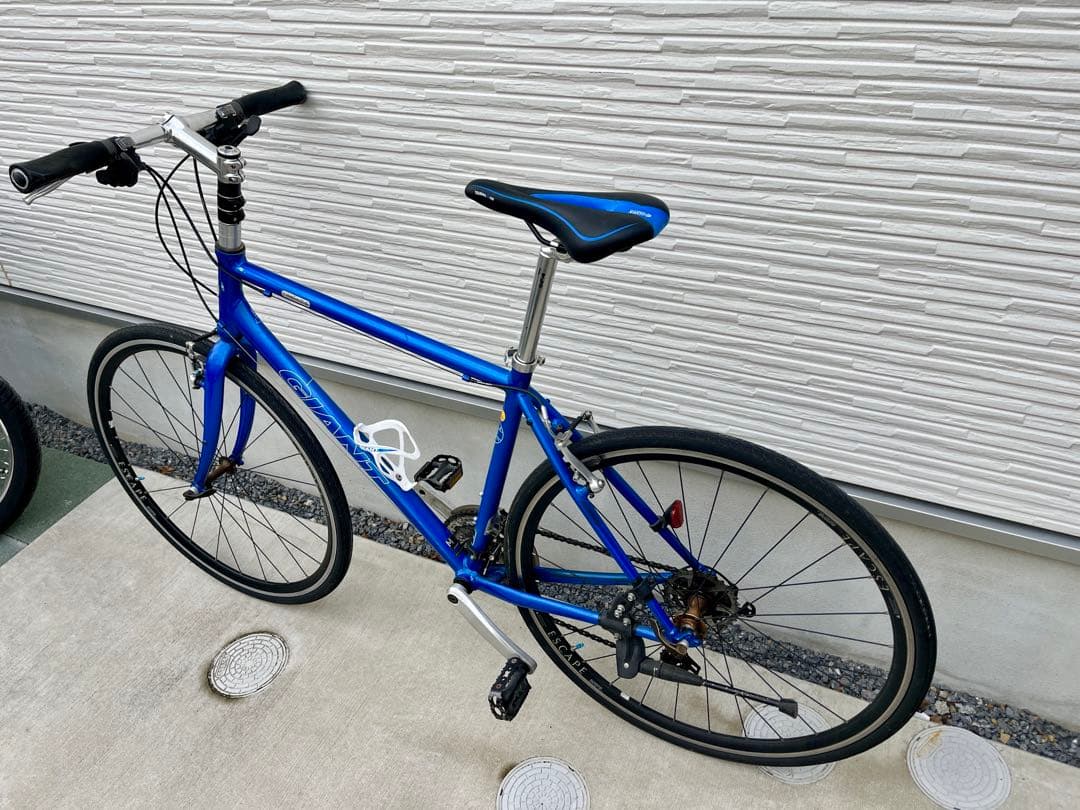 【直接引取り限定】GIANT エスケープ R3 Mサイズ カスタマイズ車！