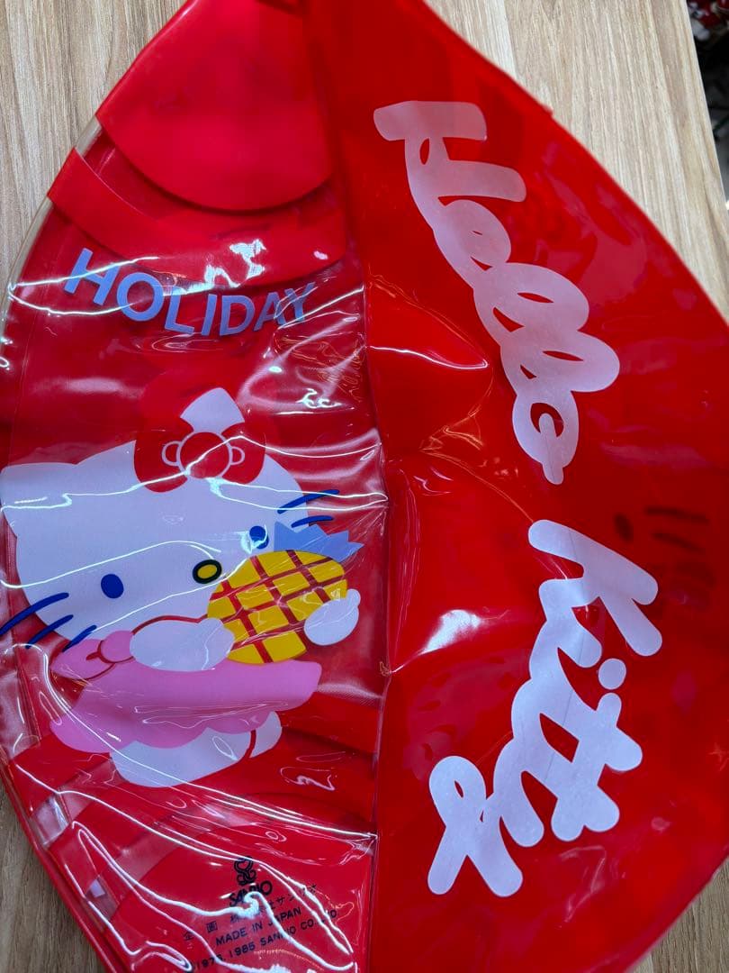 未使用品　レトロ 旧タカラ ハローキティ ビーチボール 40センチ サンリオ