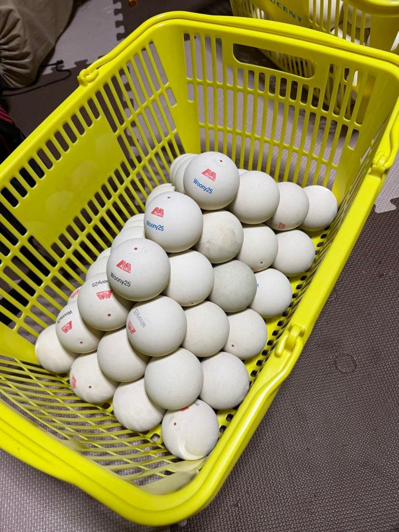 にこshopsソフトテニスボール　アカエム　【公認球】