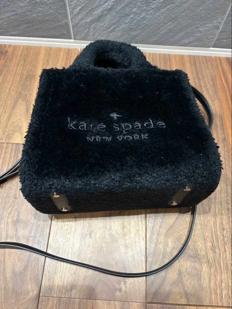 ファー素材 黒 ショルダーバッグ