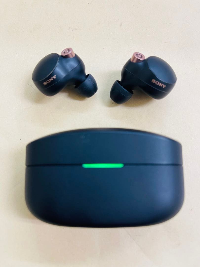 ソニー 完全ワイヤレスノイズキャンセリングイヤホン WF-1000XM4