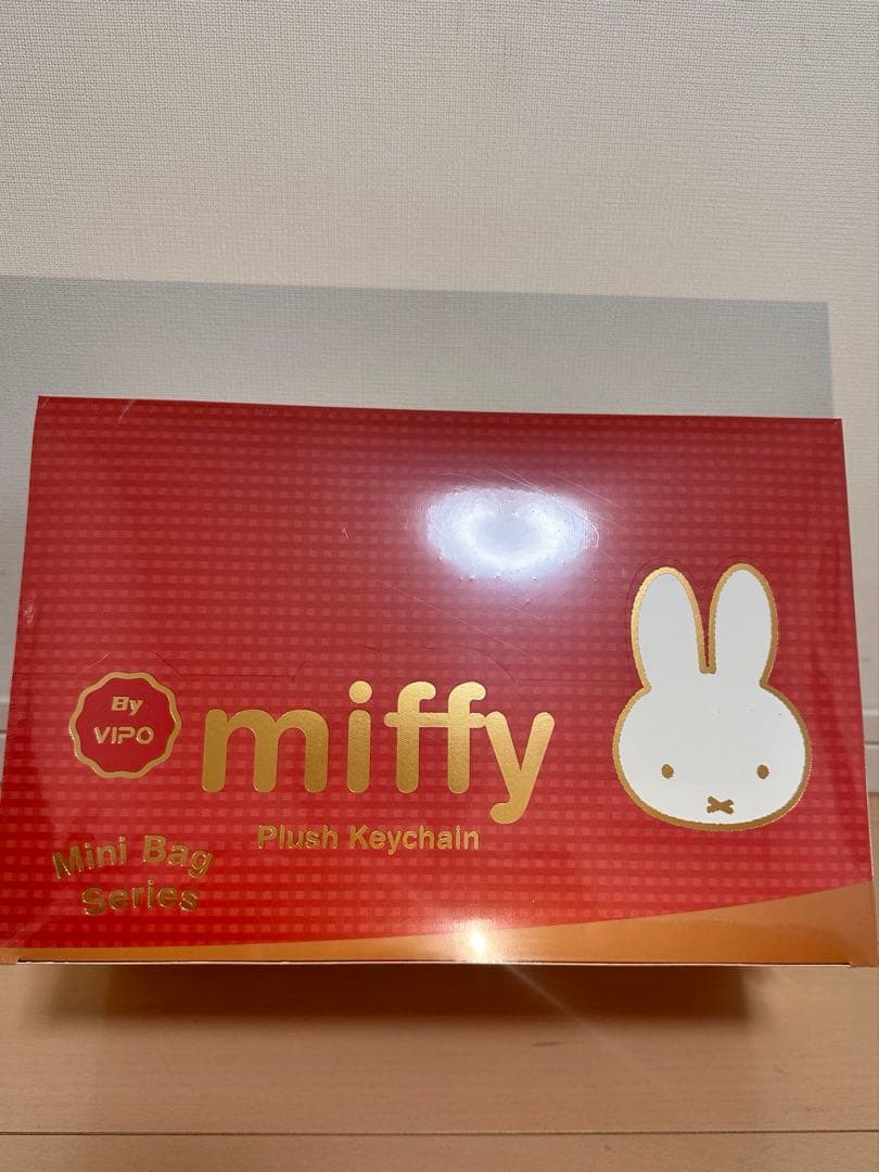 シュリンク付き1BOX ❗️VIPOmiffy ミニバッグ プラッシュマスコット
