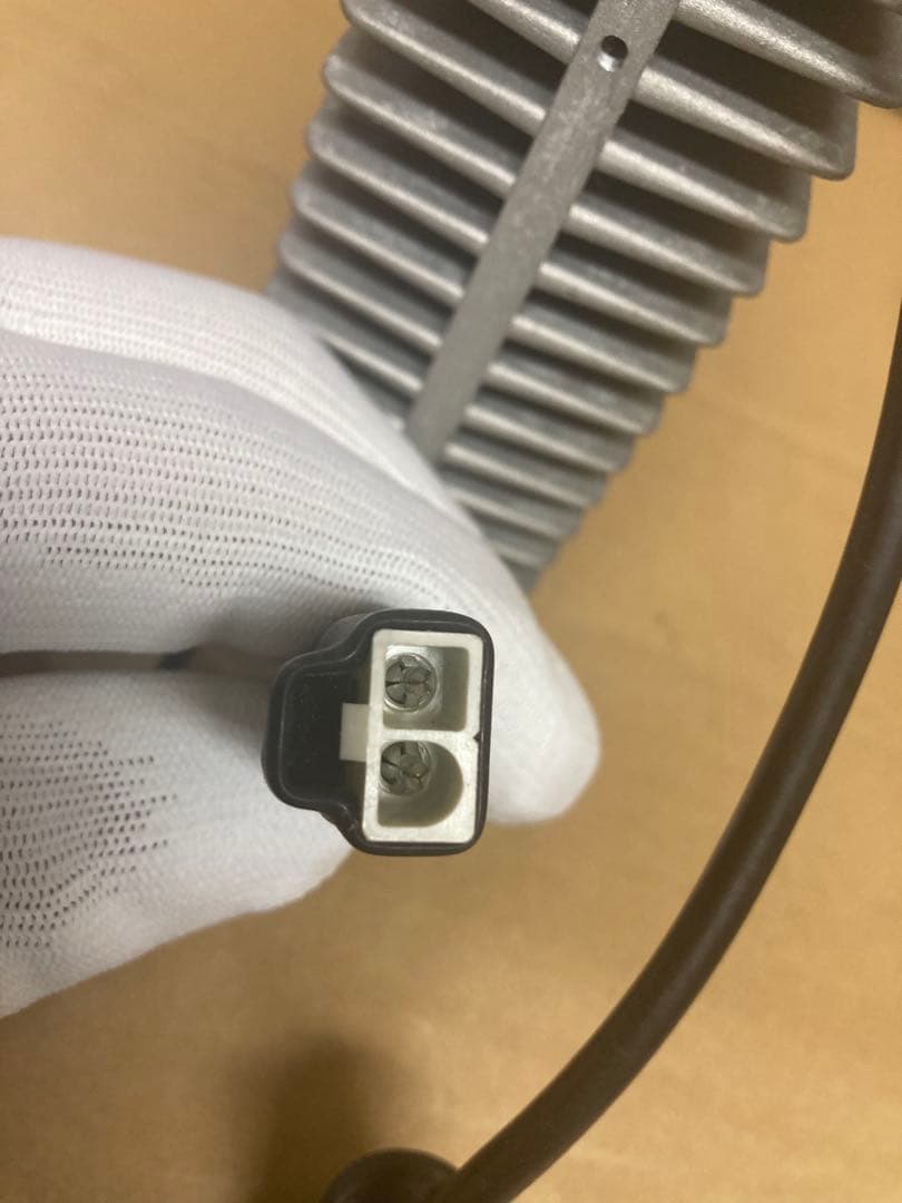 icom ＩＣ-2500 トランシーバー　ジャンク外部破損箇所あり