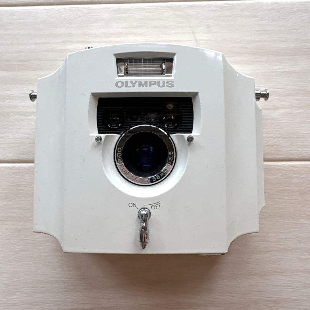 Olympus Ecruコンパクトフィルムカメラ　ジャンク品