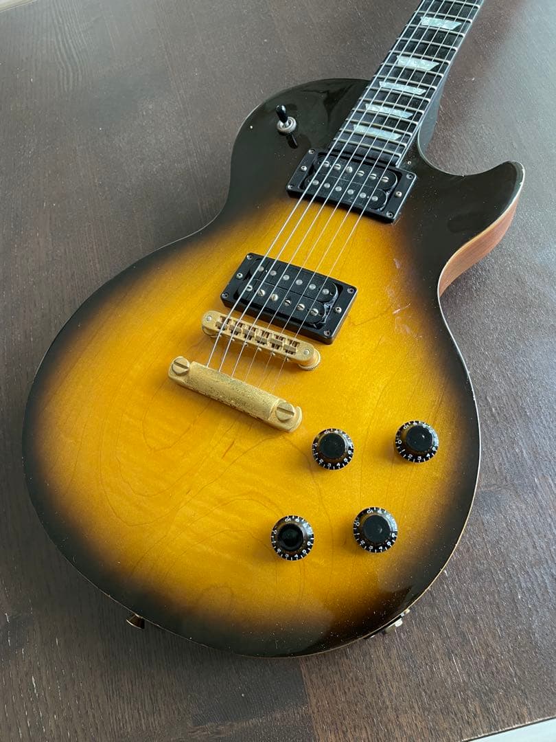 ギブソンレスポールエレキギター サンバースト