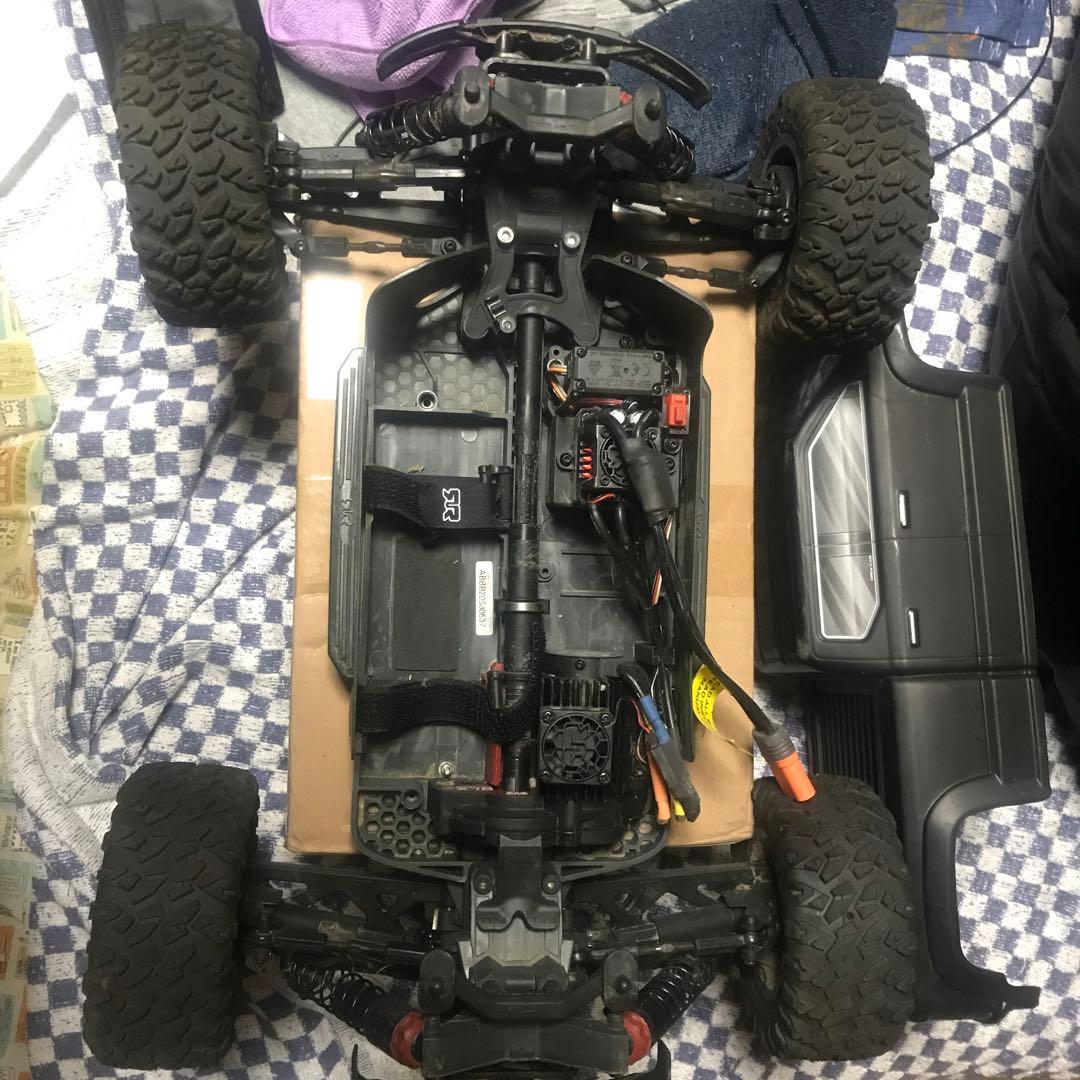ARRMA ビッグロック　1/10